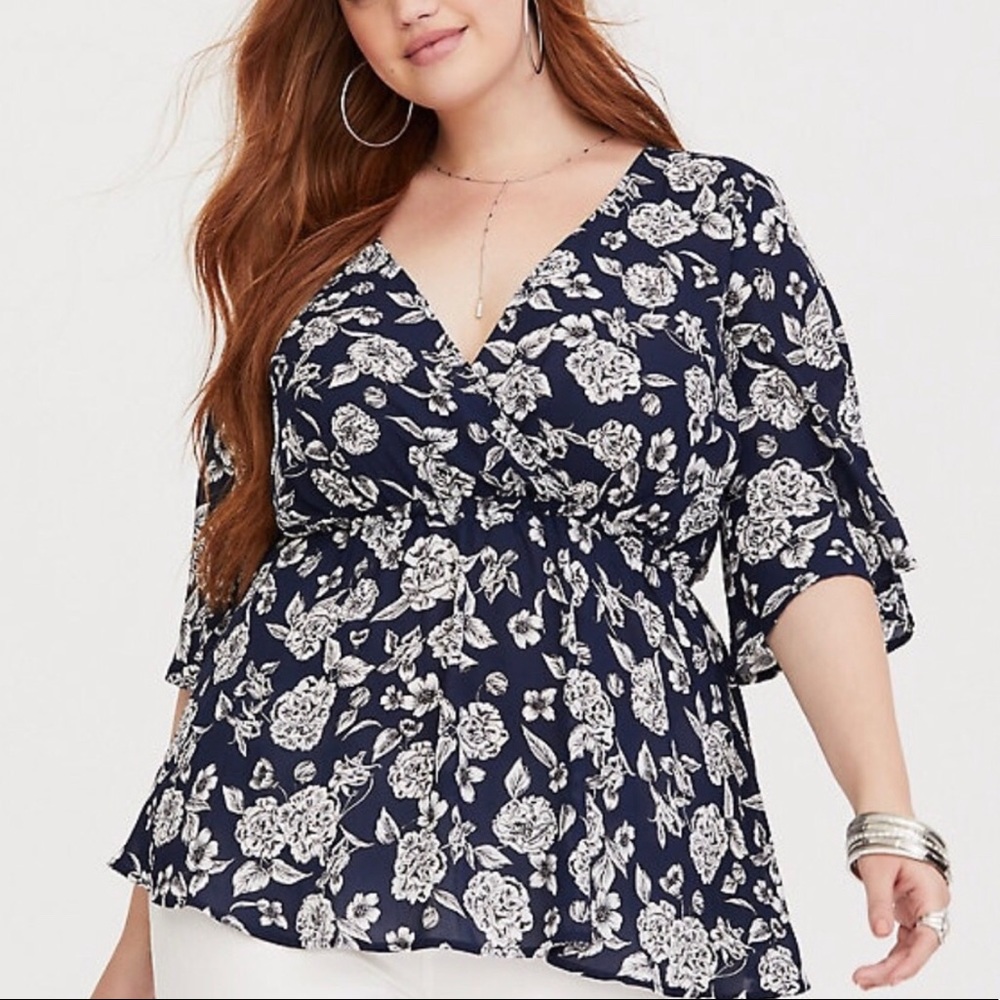 Torrid Georgette blouse 💙
